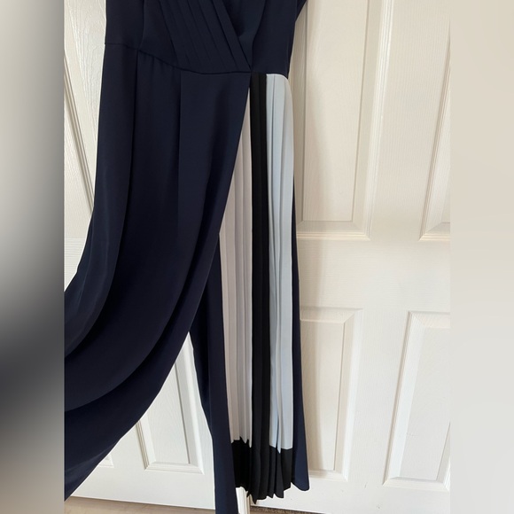 BCBGMaxazria classic navy jumpsuit - Picture 5 of 8